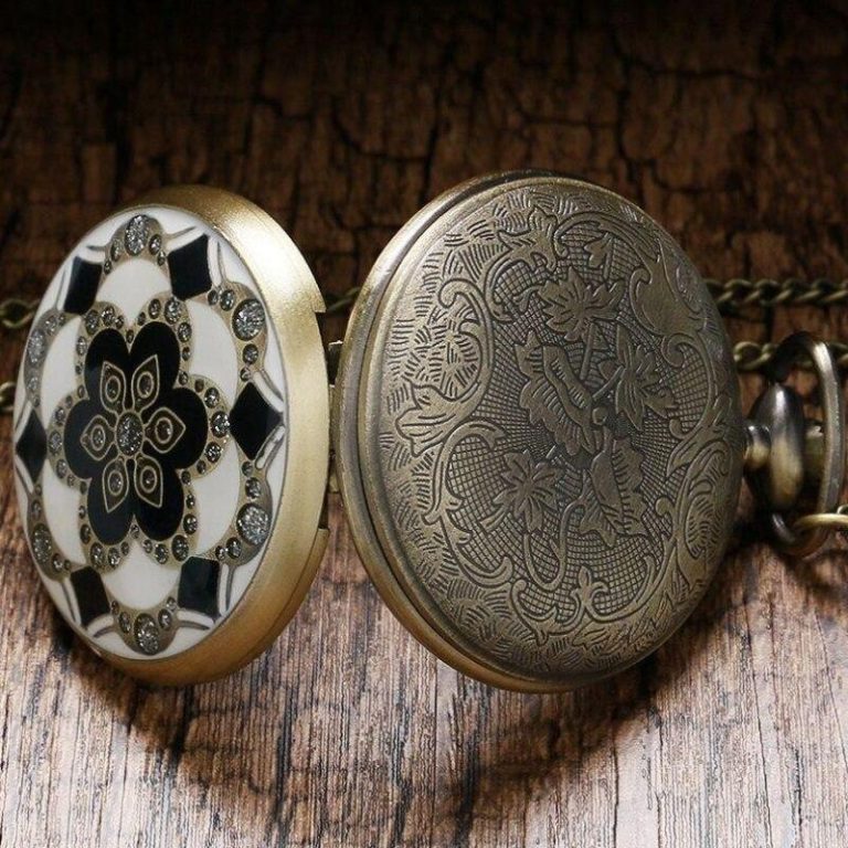 Alternative view of Steampunk zakhorloge met bloemen